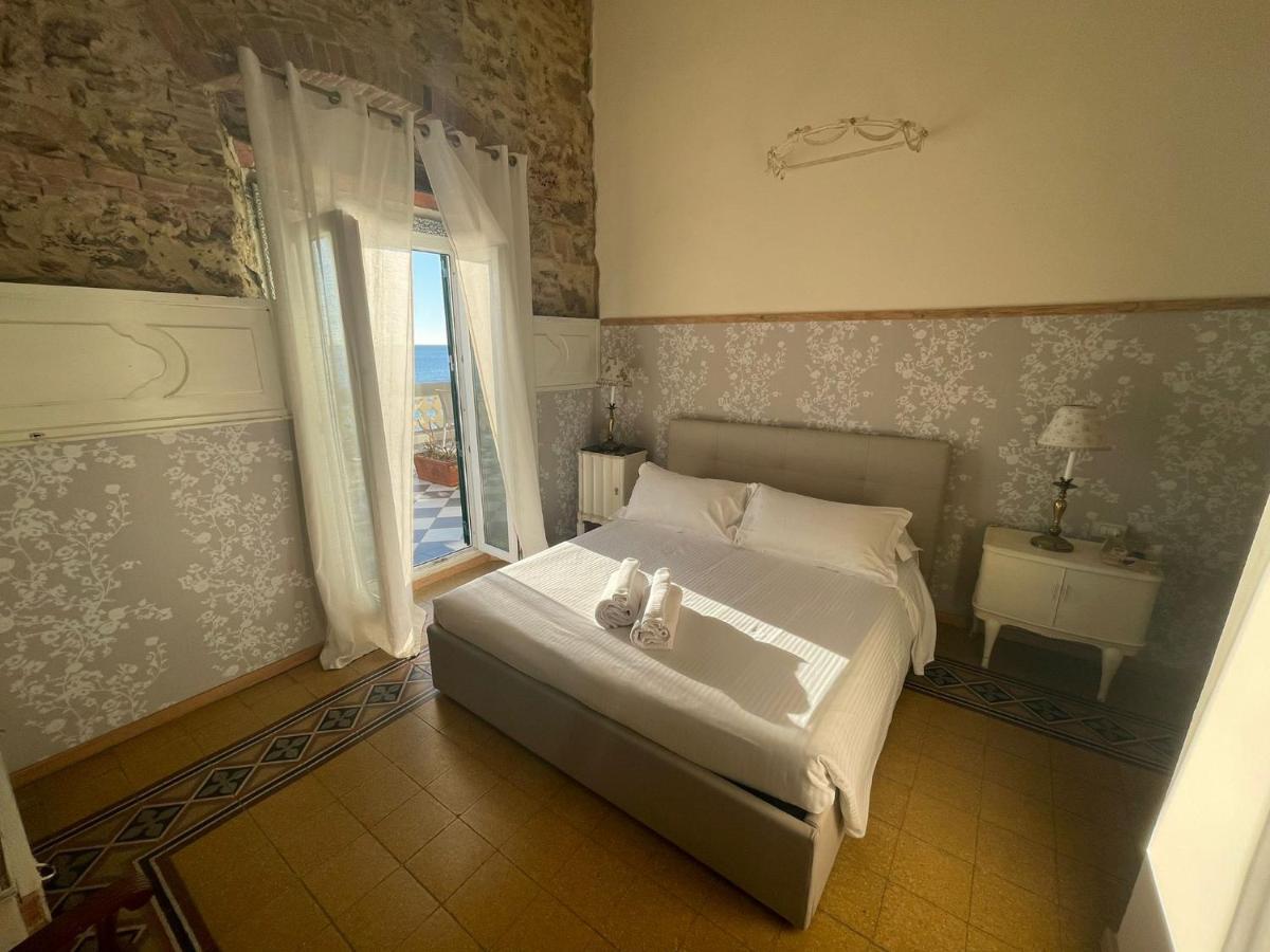Locanda Garzelli Quercianella Eksteriør billede