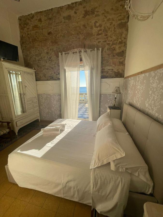 Locanda Garzelli Quercianella Eksteriør billede