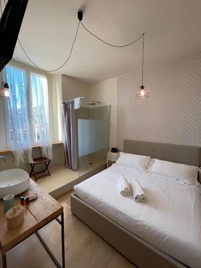Locanda Garzelli Quercianella Eksteriør billede