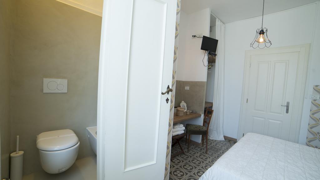 Locanda Garzelli Quercianella Eksteriør billede